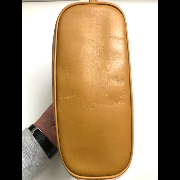 Auth GUCCI pink suede purse - Picture 7 of 12